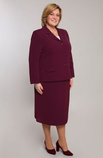 Κομψό κοστούμι σε μπορντό χρώμα