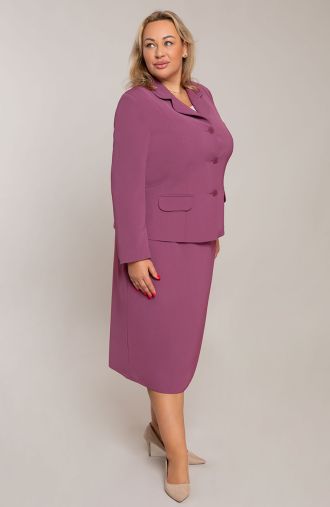 Κομψό κοστούμι σε ροζ χρώμα