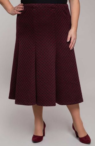 Ζεστή φούστα με καστανοκόκκινα ρομβοειδή μοτίβα