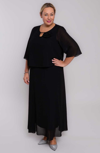 Κομψό μαύρο φόρεμα με διακόσμηση